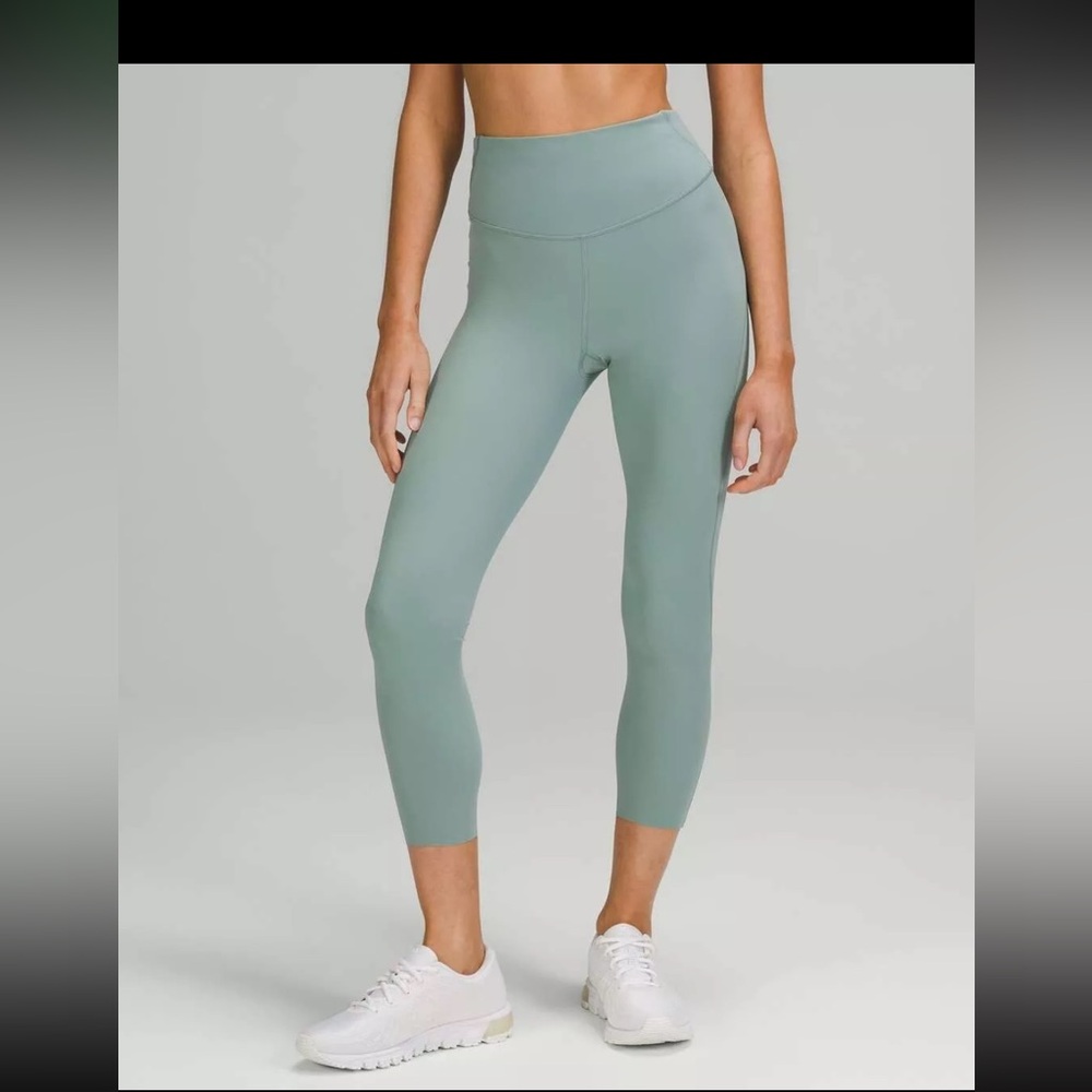 Lululemon Base Pace High-Rise Crop 23" in Misty Glade 4